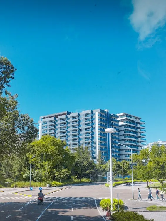 High-rise residential building in Lanang